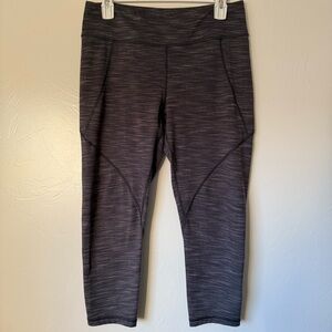 Women’s 🏔️Patagonia Cropped Leggings